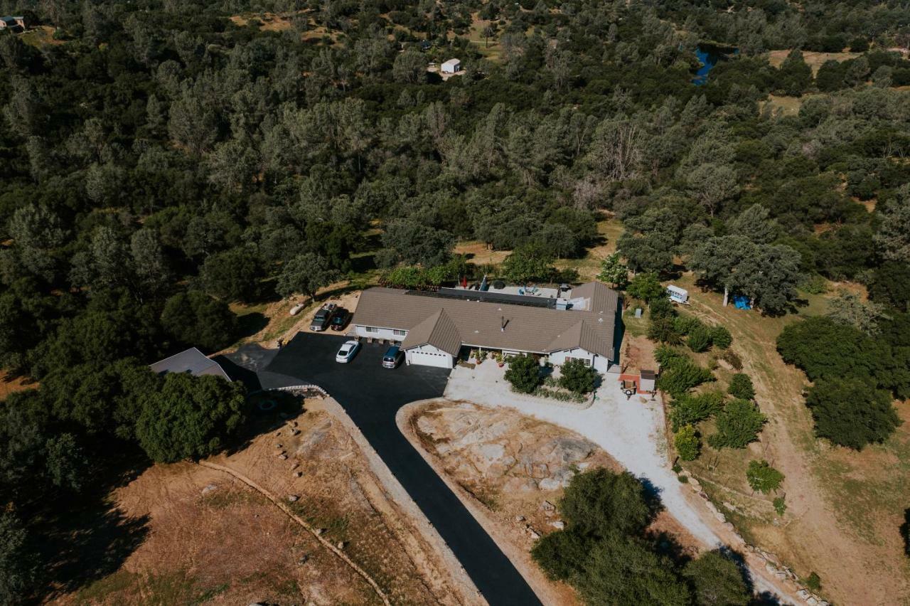 Yosemite Foothill Retreat Hotel Coarsegold Exterior photo