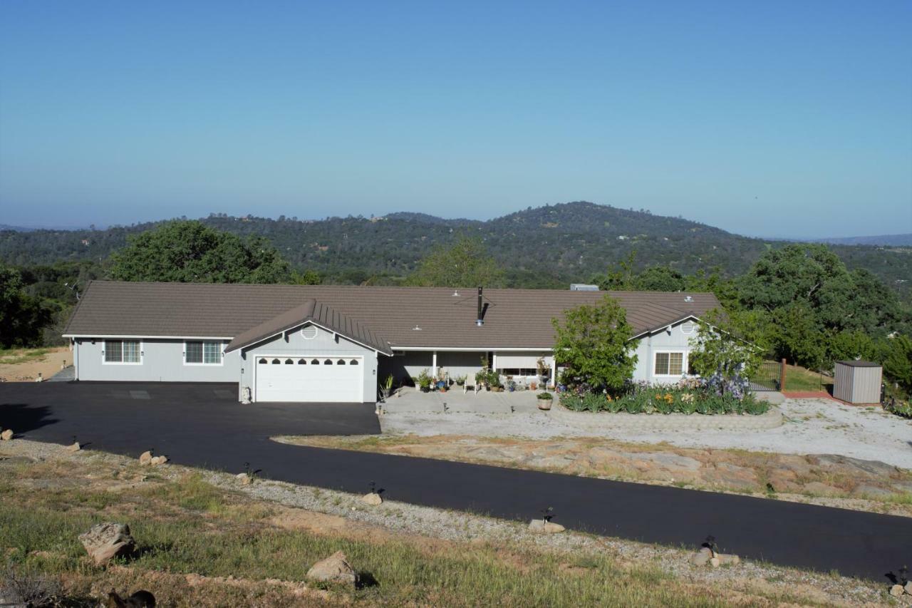 Yosemite Foothill Retreat Hotel Coarsegold Exterior photo